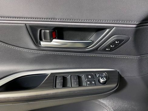 Certified 2021 Toyota Venza XLE w/ Softex Package image 21