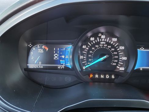 Used 2023 Ford Edge SE w/ Black Appearance Package image 26