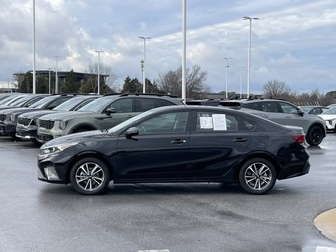 Certified 2024 Kia Forte LXS w/ LXS Technology Package image 4