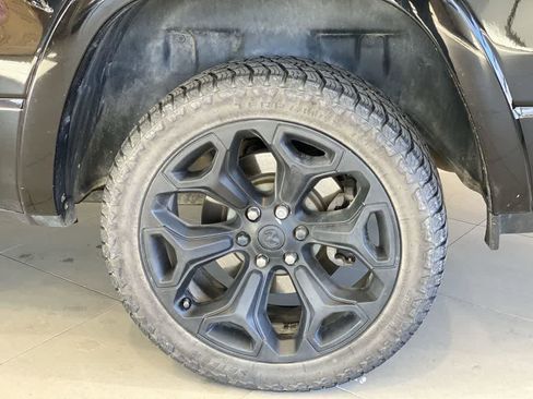 Used 2020 RAM 1500 Limited w/ Body-Colour Bumper Group image 13
