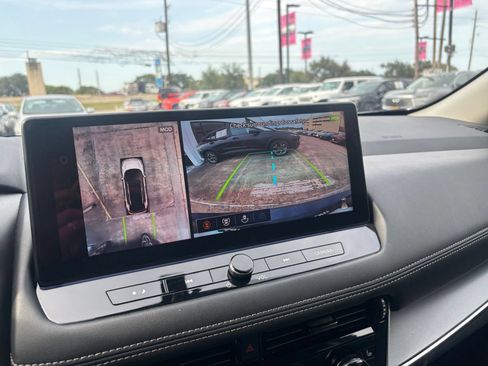Used 2026 Nissan Rogue SL FWD image 25