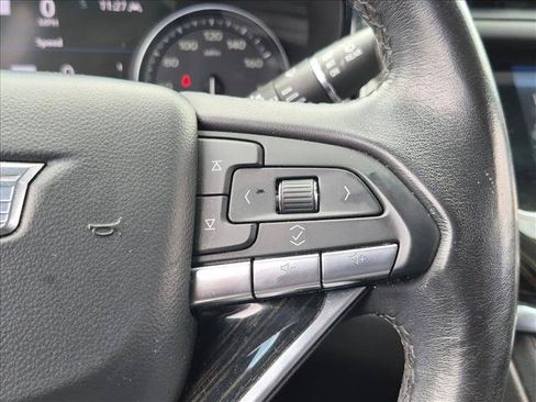 Used 2021 Cadillac XT6 Premium Luxury FWD image 13
