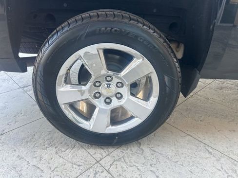Used 2017 Chevrolet Silverado 1500 LT w/ All Star Edition image 36