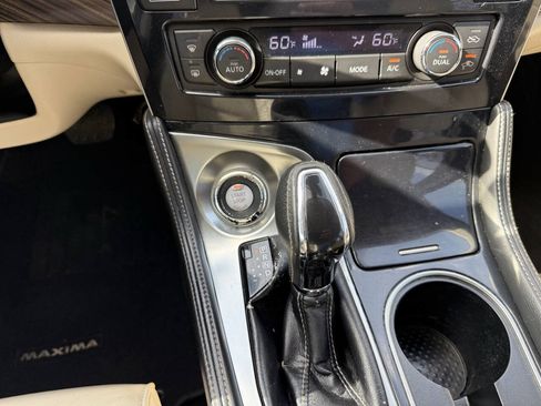 Used 2016 Nissan Maxima Platinum FWD image 29