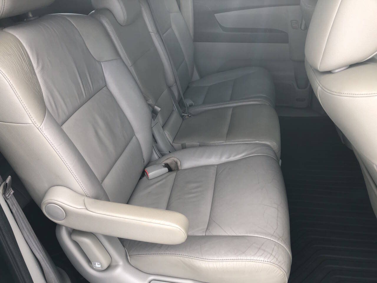Used 2013 Honda Odyssey Touring image 11