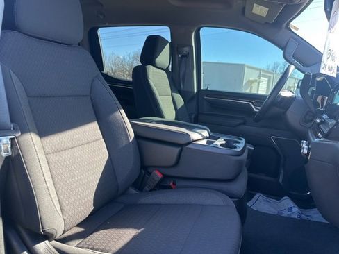 Used 2024 GMC Sierra 1500 Elevation image 16