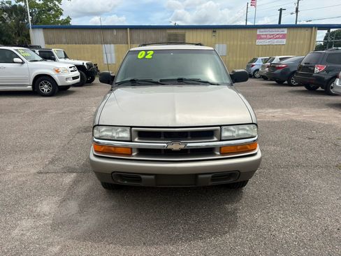 Used 2002 Chevrolet Blazer LS w/ Preferred Equipment Group RWD image 3