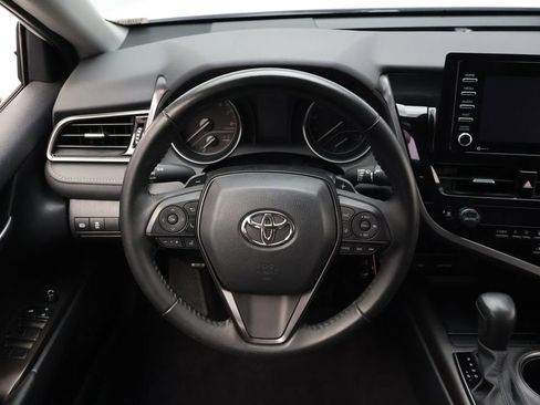Used 2023 Toyota Camry SE FWD image 23