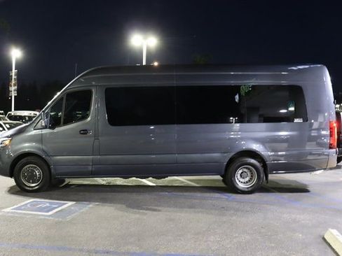 Used 2021 Mercedes-Benz Sprinter 3500 image 6