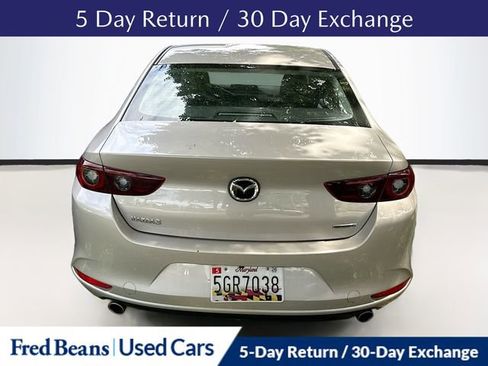 Used 2024 MAZDA MAZDA3 s FWD image 7