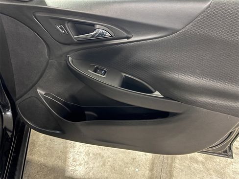 Used 2024 Chevrolet Malibu LT image 16