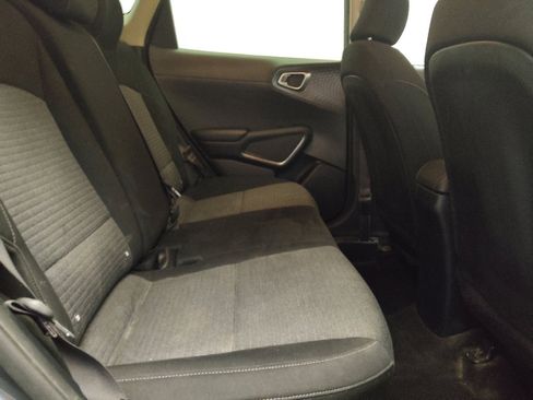 Used 2021 Kia Soul S FWD image 19