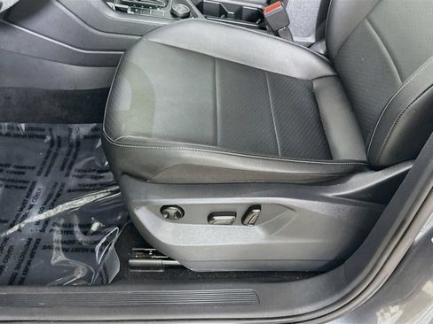 Used 2019 Volkswagen Tiguan SE w/ Panoramic Sunroof Package AWD/4WD image 12