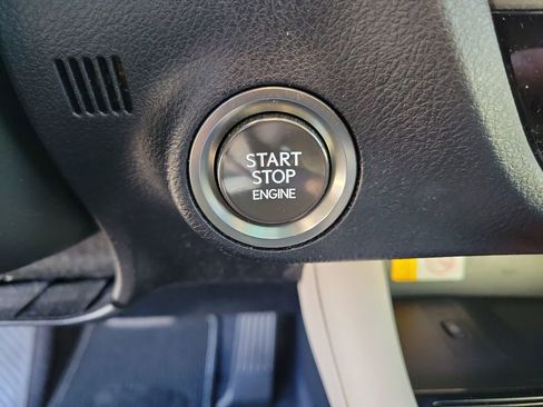 Used 2022 Lexus RX 350L Premium w/ Premium Package image 34