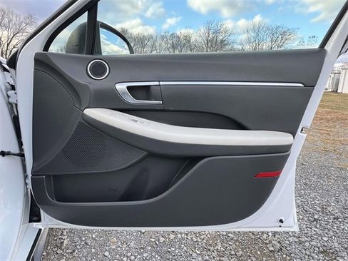 Used 2023 Hyundai Sonata SEL image 14
