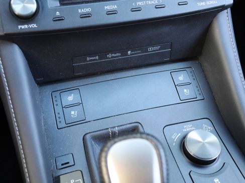 Used 2015 Lexus RC 350 image 28