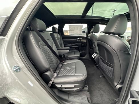 New 2026 Kia Sorento AWD image 17