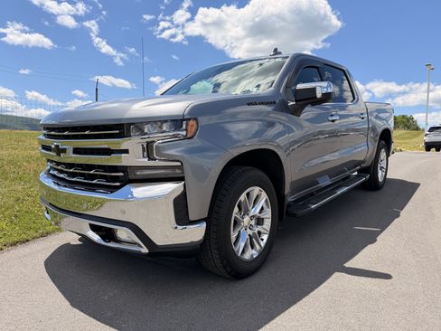 Used 2021 Chevrolet Silverado 1500 LTZ w/ LPO, Dark Essentials Package AWD/4WD image 6