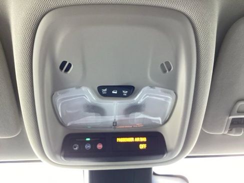 Used 2025 Buick Encore GX Preferred FWD image 22
