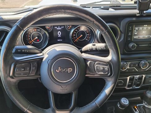 Used 2019 Jeep Wrangler Unlimited Sport S AWD/4WD image 20