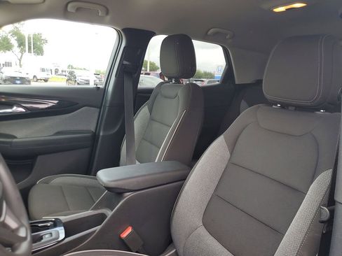 Used 2025 Chevrolet TrailBlazer LT AWD/4WD image 13