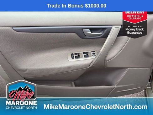 Used 2005 Volvo S60 2.5T image 13