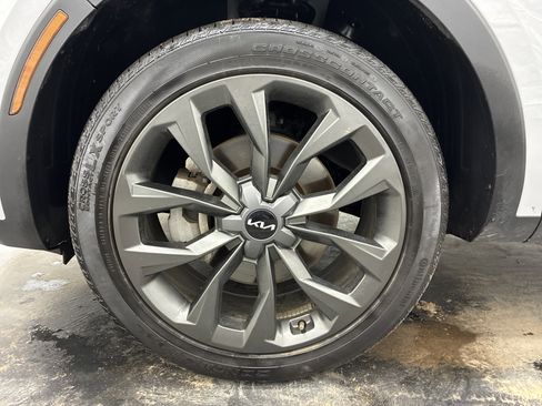 Certified 2023 Kia Sorento X-Line EX image 24