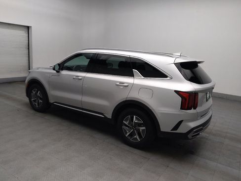 Used 2021 Kia Sorento EX image 3