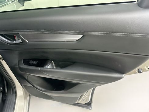 Used 2025 MAZDA CX-5 AWD 2.5 S w/ Select Package image 29