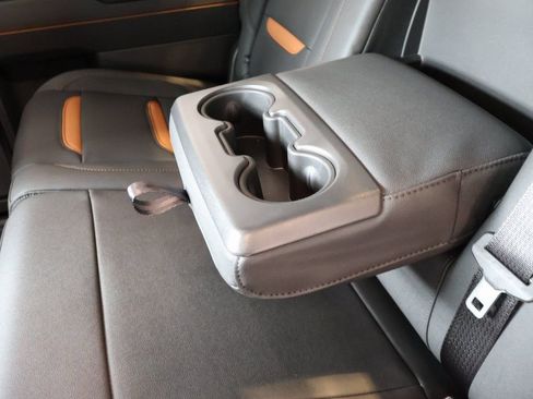 New 2026 GMC Sierra 1500 AT4 w/ AT4 Premium Package image 31