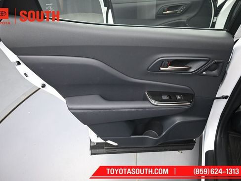 New 2026 Toyota Crown Platinum AWD/4WD image 31