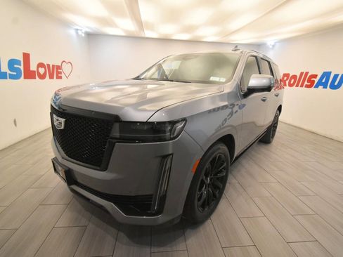 Used 2023 Cadillac Escalade Sport Platinum w/ LPO, ONYX Package AWD/4WD image 1