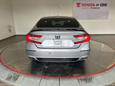 Used 2019 Honda Accord Sport image 6