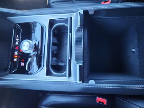 Used 2025 Jeep Wagoneer 4WD image 19
