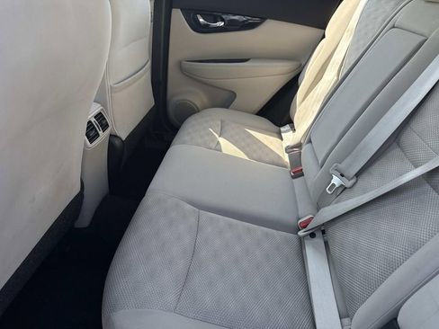 Certified 2020 Nissan Rogue Sport SV image 13