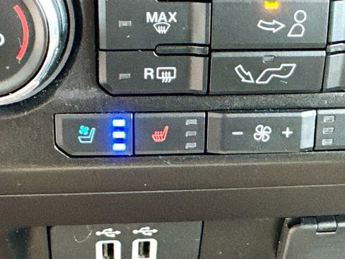 Used 2018 Ford F150 Lariat image 15