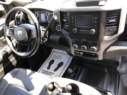 Used 2022 RAM 2500 Tradesman w/ Chrome Appearance Group AWD/4WD image 26