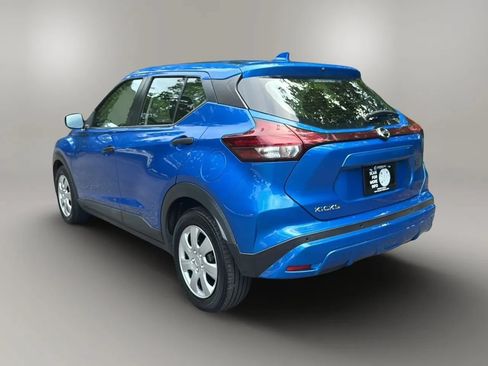 Used 2021 Nissan Kicks S FWD image 4