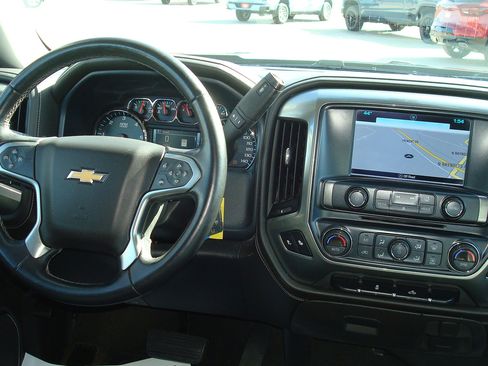 Used 2018 Chevrolet Silverado 1500 LTZ w/ LPO, Black Pack image 10