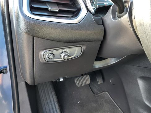 Used 2024 Chevrolet Equinox LS w/ LS Convenience Package image 19