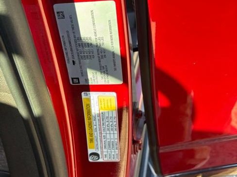 Used 2021 GMC Yukon SLT image 23