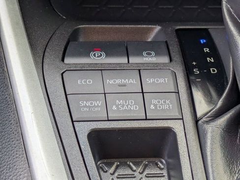 Used 2024 Toyota RAV4 LE image 20