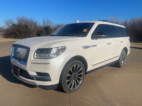 Used 2018 Lincoln Navigator Reserve w/ Technology Package image 1