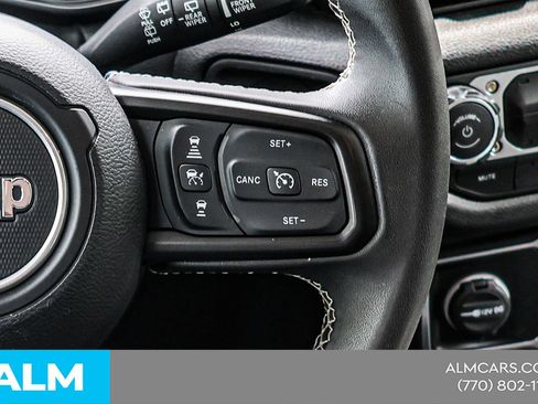 Used 2025 Jeep Wrangler Unlimited Sport AWD/4WD image 27