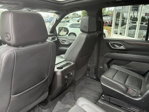 Used 2023 Chevrolet Tahoe LT w/ LT Signature Package AWD/4WD image 29