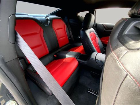 Used 2019 Chevrolet Camaro SS RWD image 19