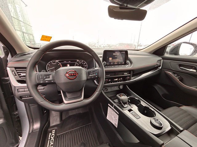 Used 2026 Nissan Rogue SV AWD/4WD image 21