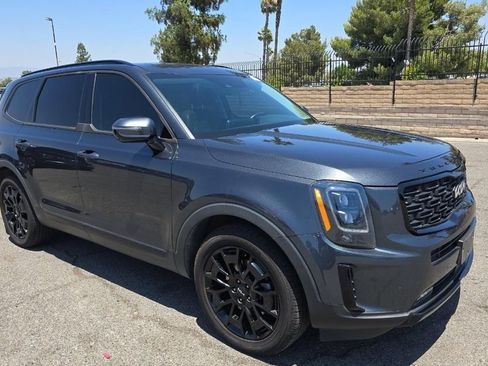 Used 2022 Kia Telluride SX w/ Nightfall Edition Package image 34