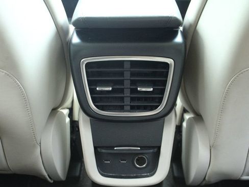 Used 2018 Lincoln MKX Select w/ Select Plus Package FWD image 25