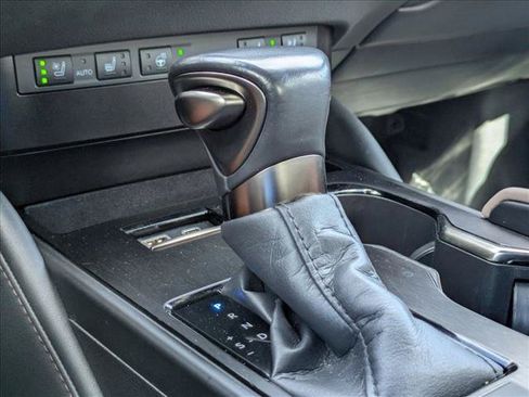Used 2024 Lexus ES 250 w/ Premium Package AWD/4WD image 15
